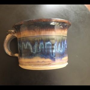 Ceramic bowls with handle